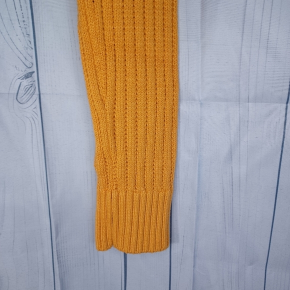 Aeropostale cropped v-neck sweater - Picture 3 of 10